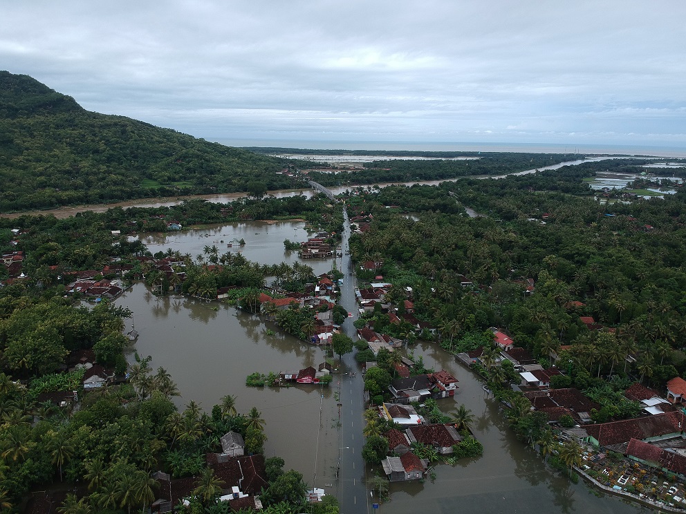 Banjir Bantul mengakibatkan terputus akses jalan